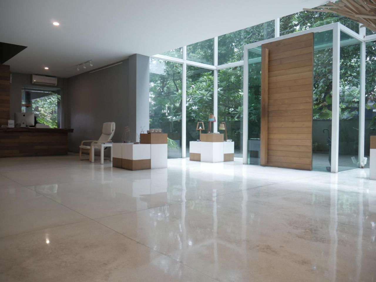 2510 Urbanliving Lejlighedshotel Jakarta Eksteriør billede