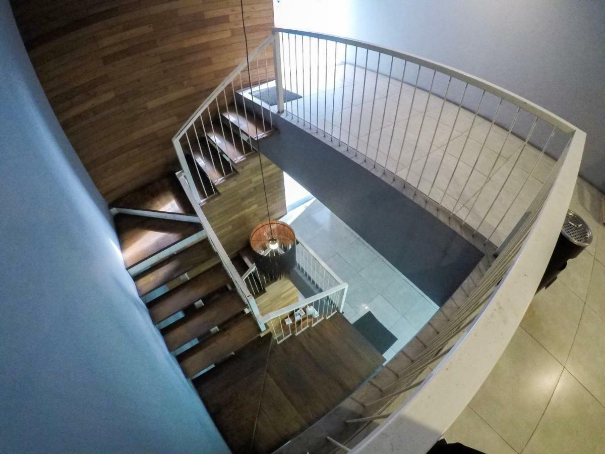 2510 Urbanliving Lejlighedshotel Jakarta Eksteriør billede